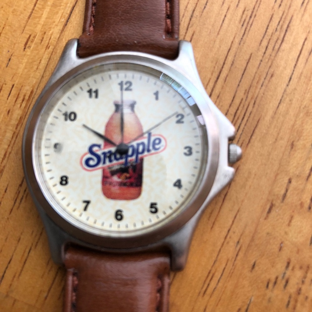 SNAPPLE WATCH - Picture 7 of 8